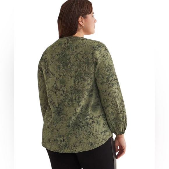 NWOT, Penningtons, Plus Size Tunic Blouse With Balloon Sleeves, 2X, Green - Picture 2 of 8